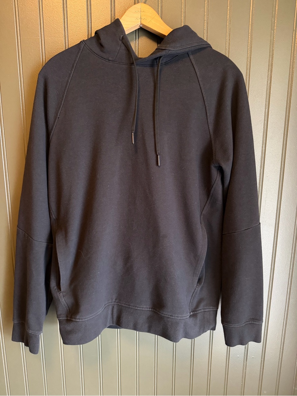 Men's Black Lululemon Hoody